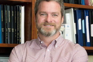 Dr. Robert Gereau honored With Election as Fellow into AAAS